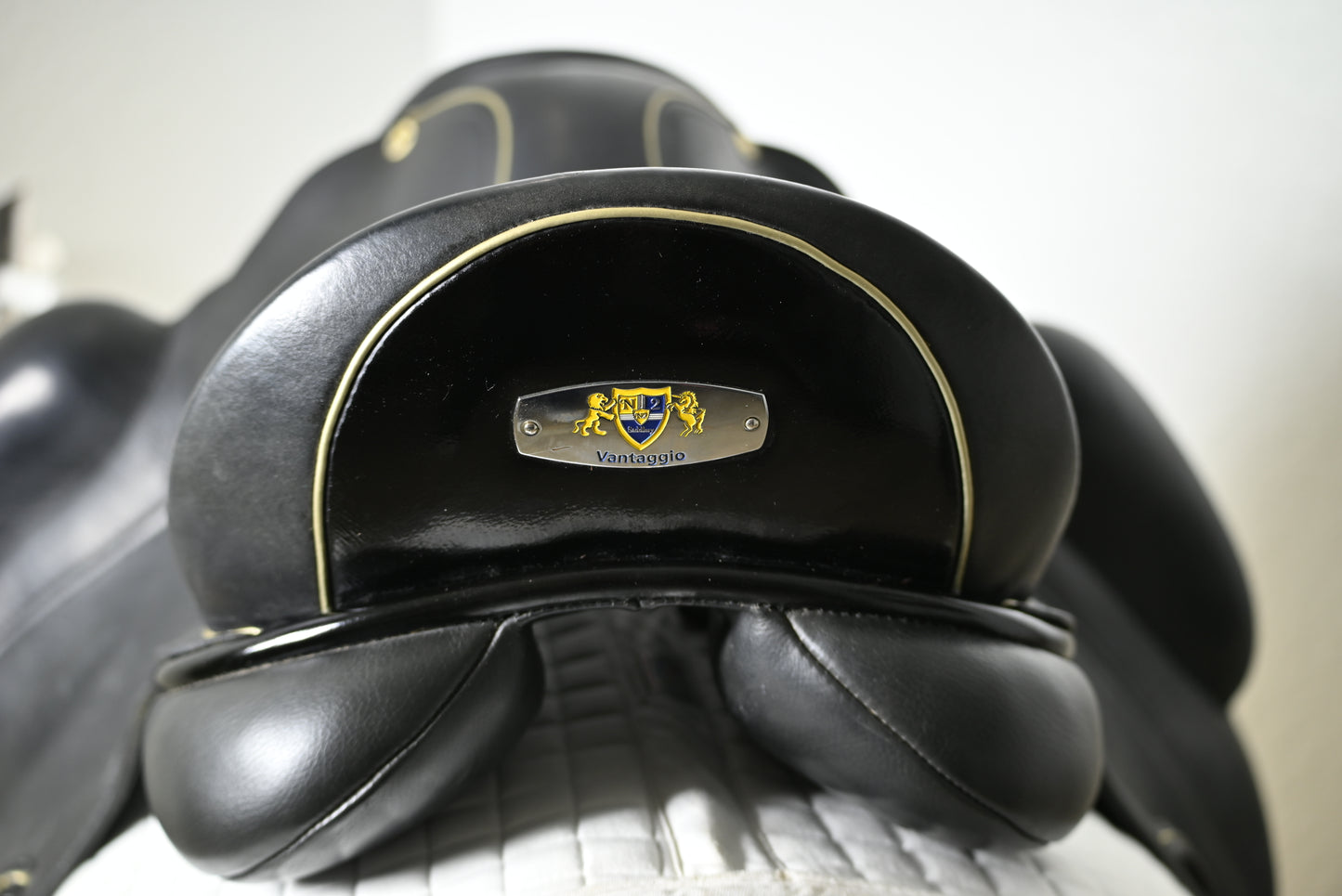 SKU 97 - 18.5" Vantaggio Standard Roll - Black Buffalo